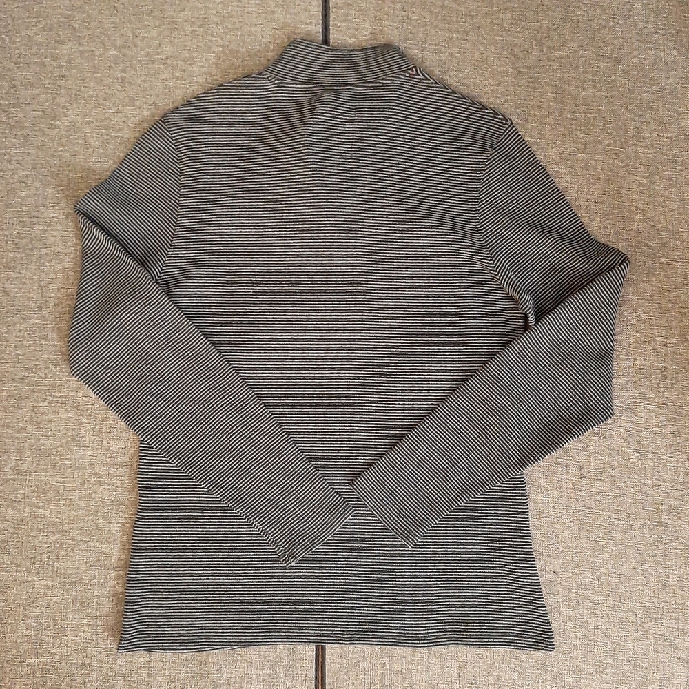 Collared Gray Sweater Medium - Picture 3 of 7